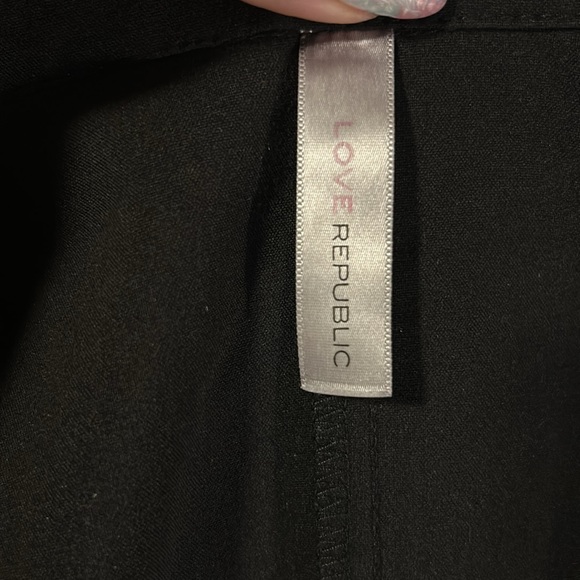 Black Love Republic 2 Button Blazer - Small - Picture 4 of 5